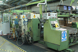 TWO COLOR CURIONI HIGH-SPEED 65” BOX MACHINE